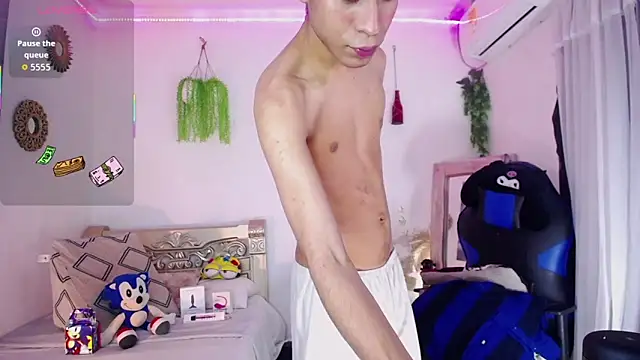 huge armound online show from April 22, 6:27 am