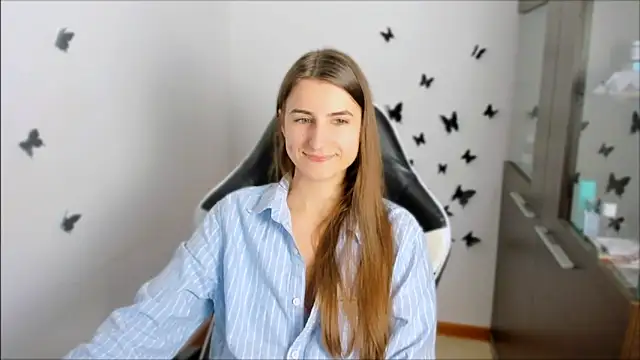 Snapshot of PumpkinCutiePie chatting on October 8, 1:31 pm PumpkinCutiePie online show from October 8, 1:31 pm