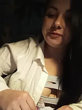 DaisyStreet online show from February 10, 5:41 pm