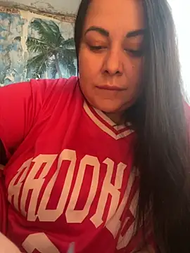 DaisyStreet online show from November 11, 9:31 am