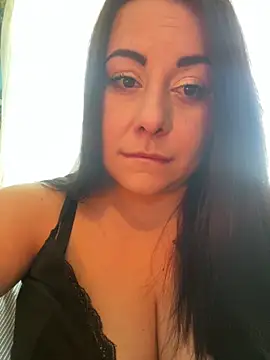 DaisyStreet online show from April 22, 8:17 am