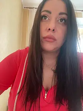 DaisyStreet online show from July 3, 8:54 am