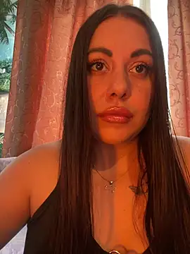 DaisyStreet online show from July 21, 11:23 am