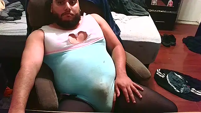 Snapshot of babykayla972 chatting on December 2, 10:16 pm babykayla972 online show from December 2, 10:16 pm