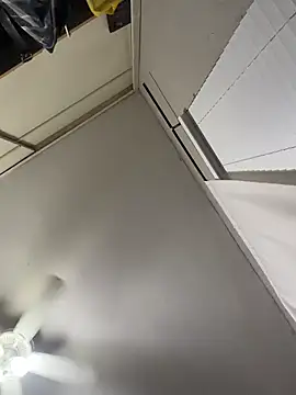 Snapshot of babykayla972 chatting on January 17, 12:10 pm babykayla972 online show from January 17, 12:10 pm