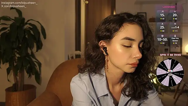 JulietteDee online show from January 8, 10:23 pm