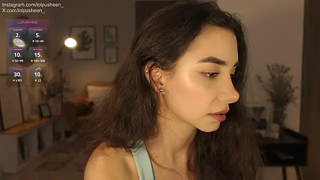JulietteDee online show from May 25, 9:21 pm