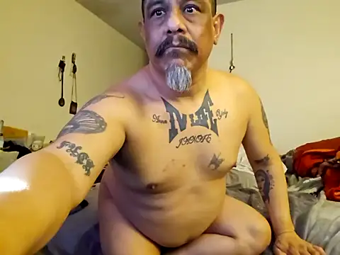 Snapshot of anyway2cum chatting on January 18, 10:49 pm anyway2cum online show from January 18, 10:49 pm