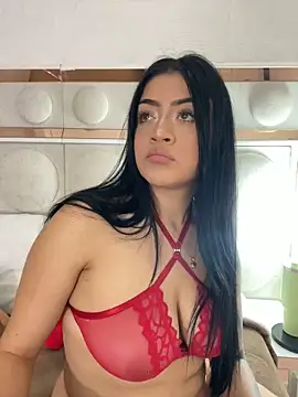 lucianaroy online show from March 13, 5:00 am