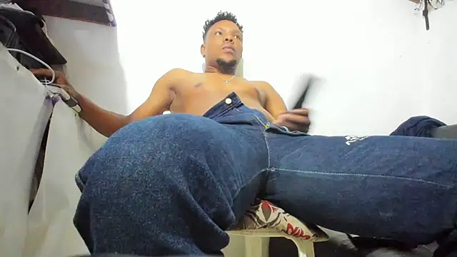 hugo3918  online show from October 21, 4:41 pm