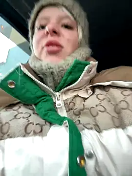 LikaCat online show from October 31, 1:39 am