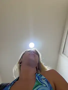 LikaCat online show from April 21, 1:42 am