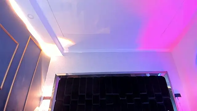 Snapshot of NikkySmiith chatting on January 27, 10:27 pm NikkySmiith online show from January 27, 10:27 pm