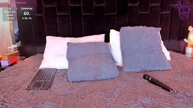 Snapshot of NikkySmiith chatting on January 30, 10:41 pm NikkySmiith online show from January 30, 10:41 pm