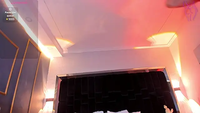 Snapshot of NikkySmiith chatting on February 5, 10:55 pm NikkySmiith online show from February 5, 10:55 pm