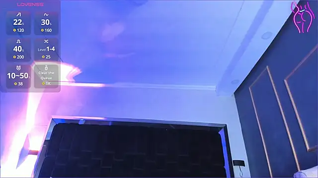 Snapshot of NikkySmiith chatting on March 6, 1:48 am NikkySmiith online show from March 6, 1:48 am