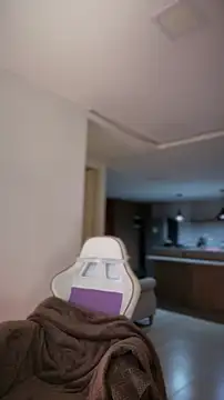 Alison Diaz17 online show from December 18, 11:22 pm