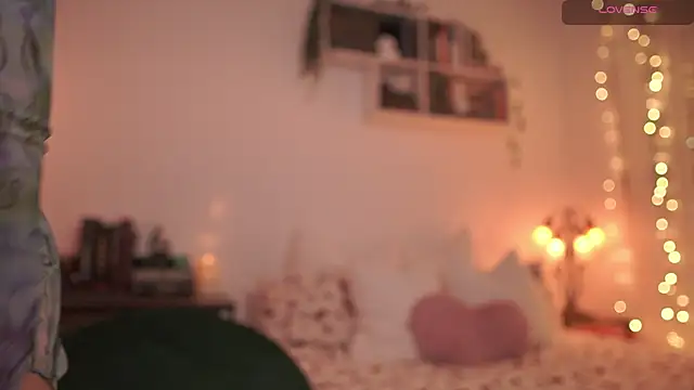 EmilyxRose - online show from March 20, 12:08 am