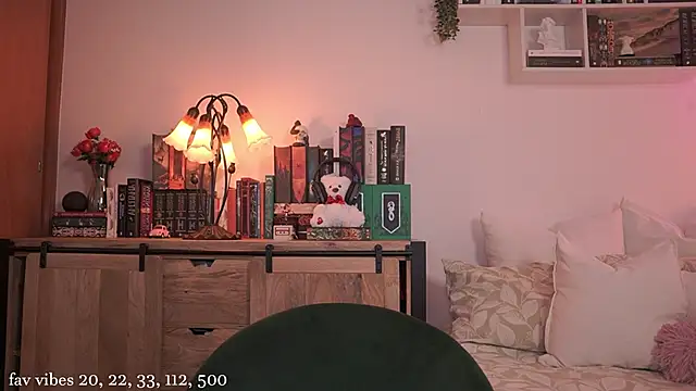 EmilyxRose - online show from March 29, 5:57 pm