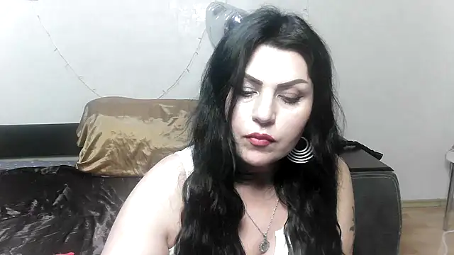 Snapshot of kataleya94 chatting on January 3, 11:01 pm kataleya94 online show from January 3, 11:01 pm