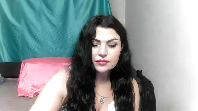 Snapshot of kataleya94 chatting on February 5, 12:31 am kataleya94 online show from February 5, 12:31 am