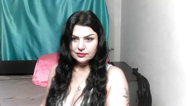 Snapshot of kataleya94 chatting on February 6, 9:49 pm kataleya94 online show from February 6, 9:49 pm