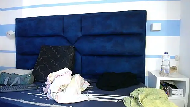 Snapshot of Natasha_699 chatting on January 15, 7:44 pm Natasha 699 online show from January 15, 7:44 pm