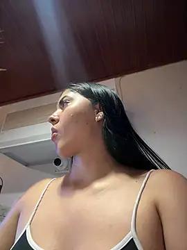 MarianaBenz online show from January 15, 12:04 am