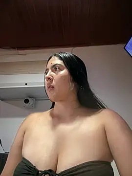 MarianaBenz online show from February 7, 12:14 am