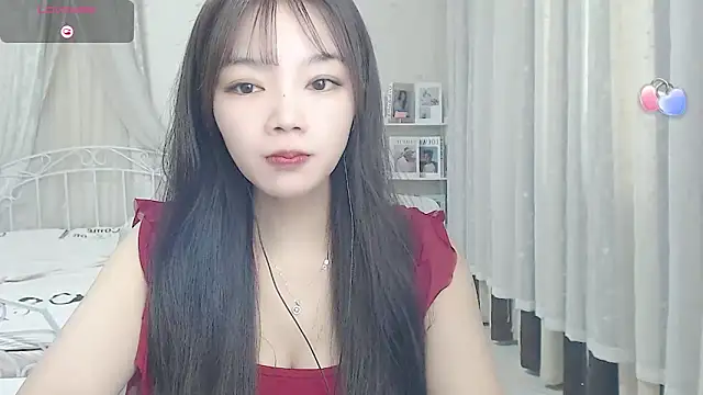 Snapshot of Jenny-Z chatting on September 11, 1:39 am Jenny-Z online show from September 11, 1:39 am