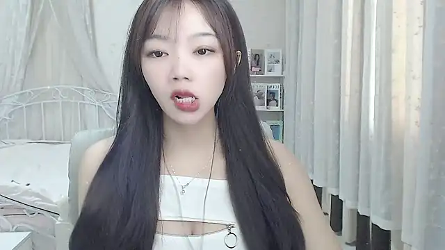 Snapshot of Jenny-Z chatting on September 21, 1:51 am Jenny-Z online show from September 21, 1:51 am