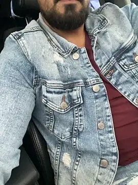 Snapshot of marianmin chatting on October 4, 3:32 pm marianmin online show from October 4, 3:32 pm