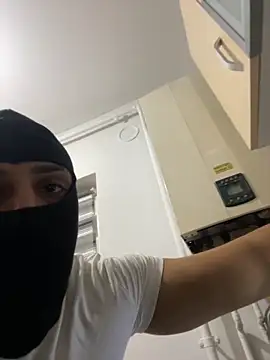 Snapshot of marianmin chatting on October 31, 4:19 pm marianmin online show from October 31, 4:19 pm