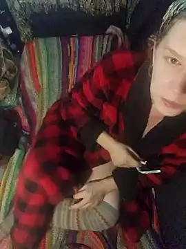 Snapshot of shadow199393 chatting on December 19, 2:45 am shadow199393 online show from December 19, 2:45 am