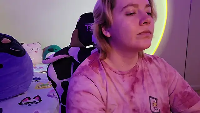 InternetFairy XO online show from January 28, 5:32 am