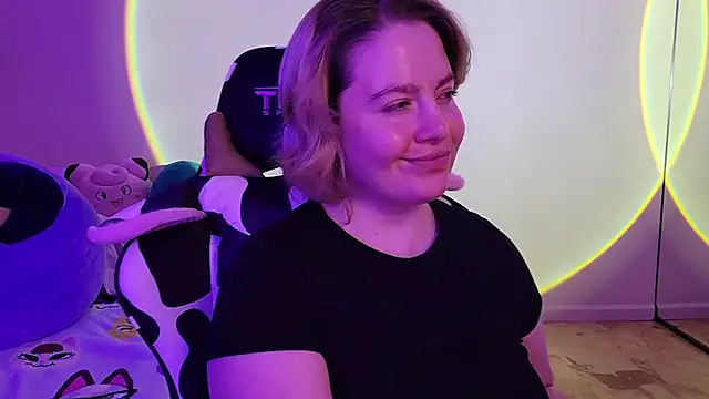 InternetFairy XO online show from February 4, 7:07 am