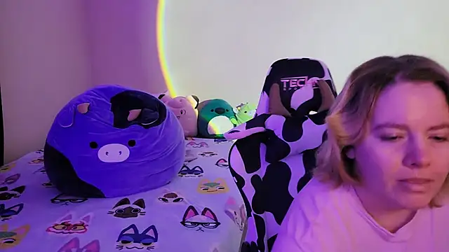 InternetFairy XO online show from February 27, 7:12 am