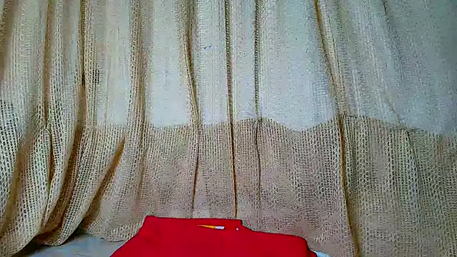 luciana daza online show from December 3, 2:03 am