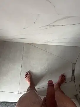 cagoulegrosse online show from September 19, 7:32 am