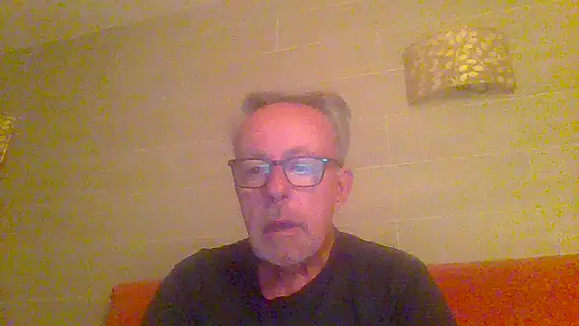 tuggy59 online show from April 25, 4:37 am