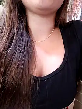 marena saenz online show from December 15, 4:37 pm