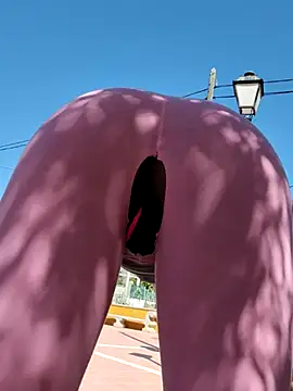 Jeniffer Jarvis online show from February 13, 12:43 pm