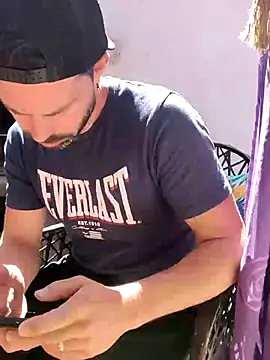 Jeniffer Jarvis online show from March 7, 1:51 pm