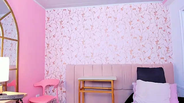 taylor bennet online show from April 2, 12:03 pm