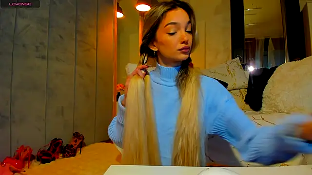 Sassy Teen online show from November 29, 8:28 am