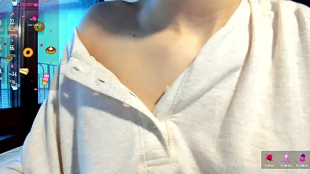 Sassy Teen online show from February 9, 8:40 am