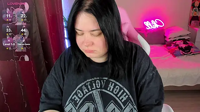 Akemi BBW online show from November 8, 4:34 am