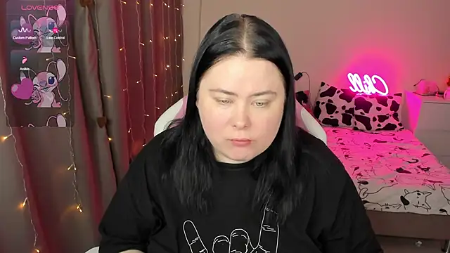 Akemi BBW online show from February 6, 5:45 am