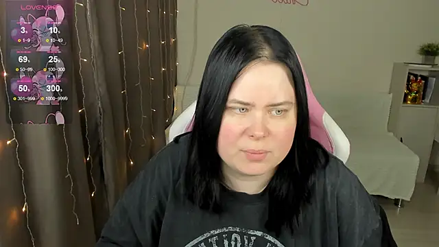 Akemi BBW online show from April 9, 4:23 am