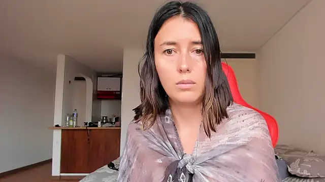 zoe jeane beker online show from February 11, 10:28 pm